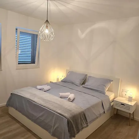 Appartement Split Vacation Žrnovnica